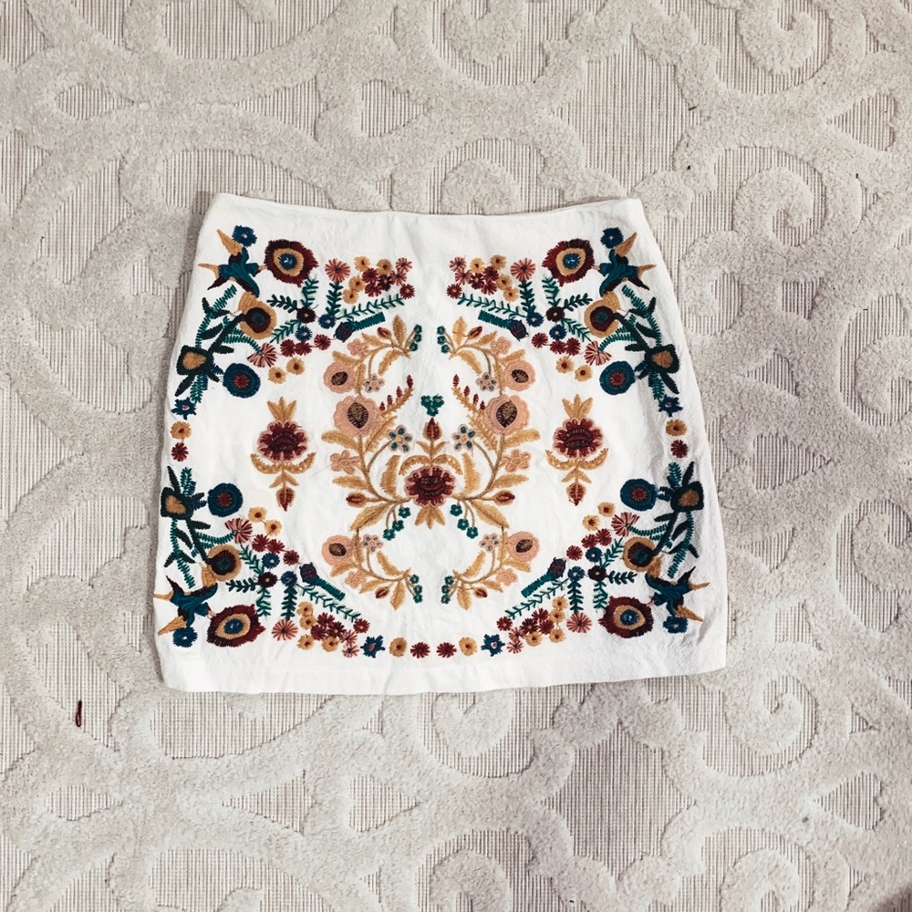 Patterned skirt